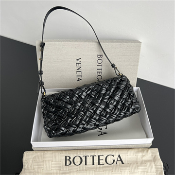 bottega veneta cha-cha intreccio leather shoulder bag #785780